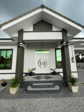 Rihays Palace Homestay Ketereh